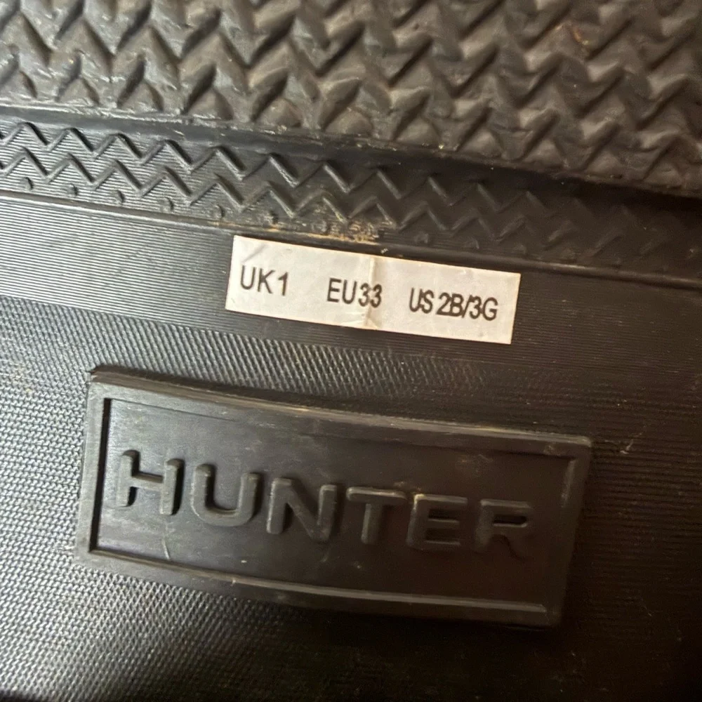 Hunter Matte Kids Original Black Mini Chelsea Boots-Size 2